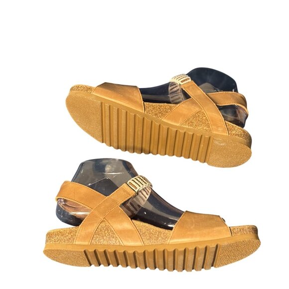 Taos Womens Leather Adjustable Strap Sandals Size 9 Tan Comfortable Casual Every - Picture 5 of 6